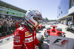Yarış galibi Sebastian Vettel, Ferrari, Parc Ferme