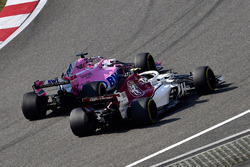 Шарль Леклер, Sauber C37, Серхіо Перес, Force India VJM11