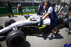 Lance Stroll, Williams Racing, in griglia