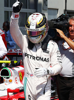 Polesitter Lewis Hamilton, Mercedes AMG F1 Team