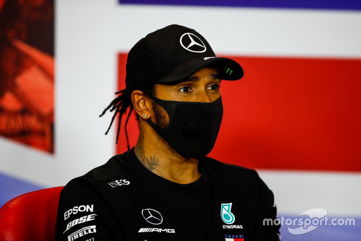 Lewis Hamilton, Mercedes-AMG Petronas F1, basın toplantısında