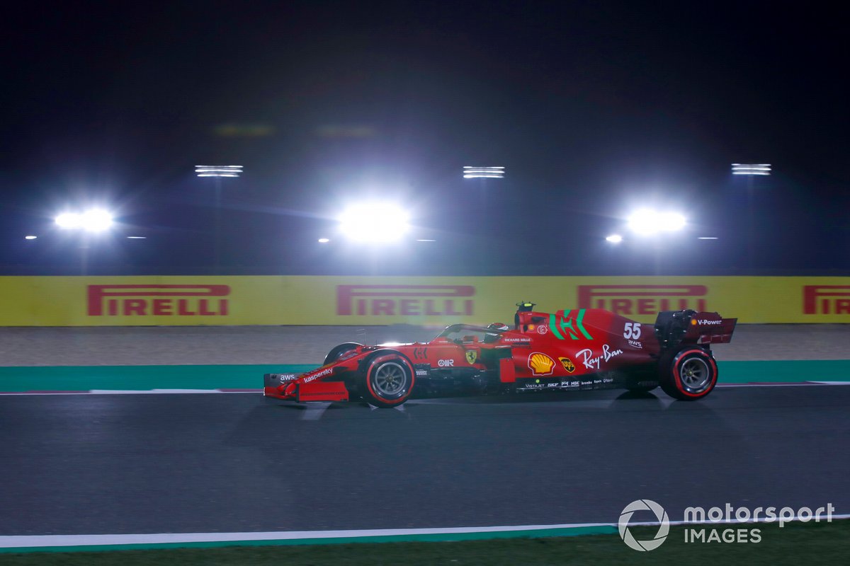 Карлос Сайнс, Ferrari SF21