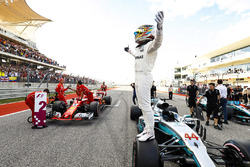 Льюіс Хемілтон, Mercedes-Benz F1 W08