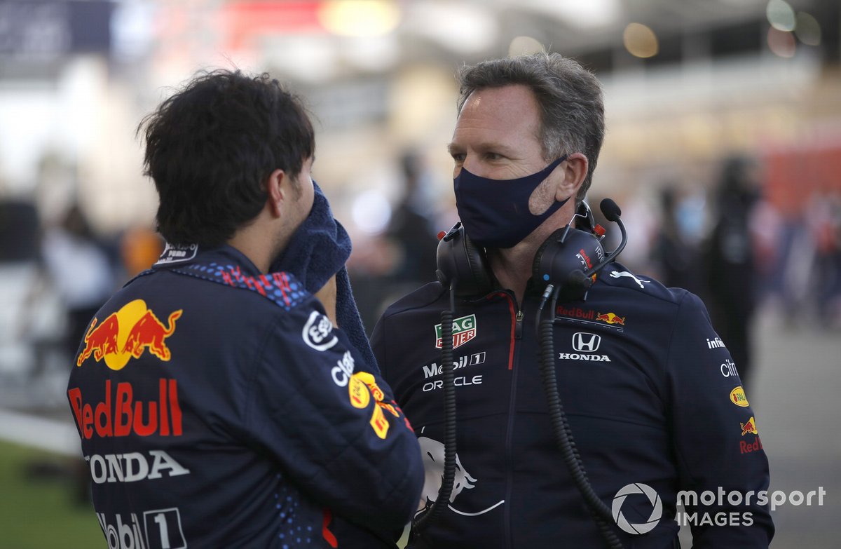 Sergio Perez, Red Bull Racing, avec Christian Horner, Team Principal, Red Bull Racing