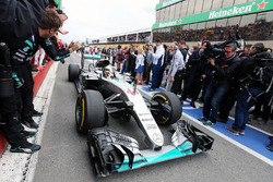 Race winner Lewis Hamilton, Mercedes AMG F1 W07 Hybrid enters parc ferme