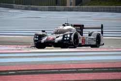 #2 Porsche Team Porsche 919 Hybrid: Romain Dumas, Neel Jani, Marc Lieb