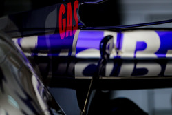The rear wing detail of Pierre Gasly, Scuderia Toro Rosso STR12