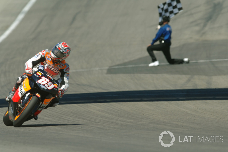 Bandiera a scacchi per Nicky Hayden, Repsol Honda Team