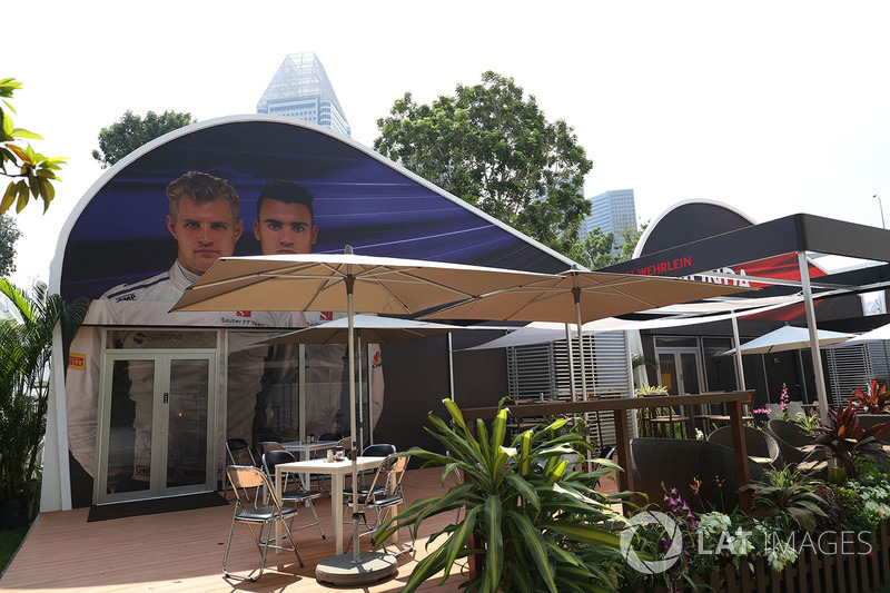 Sauber team building