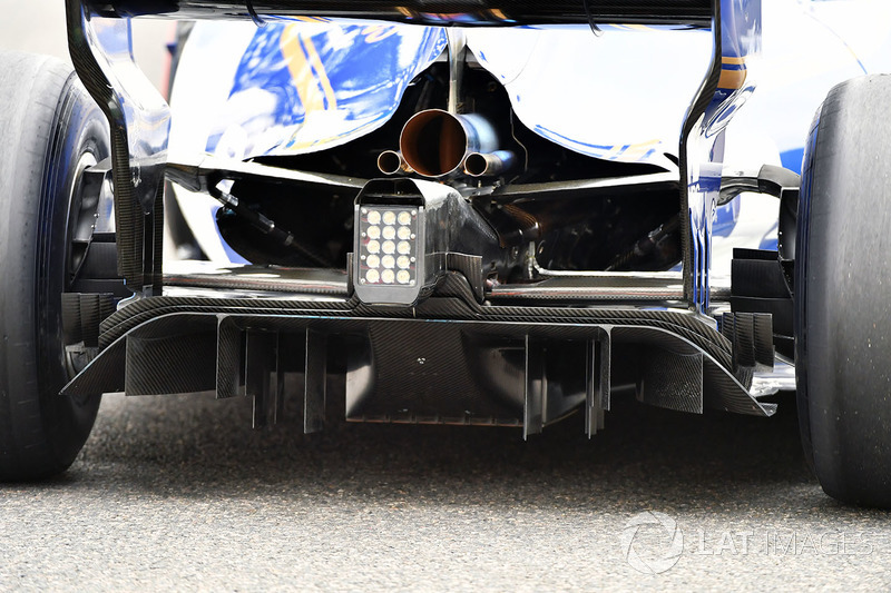 Sauber C36 achterkant