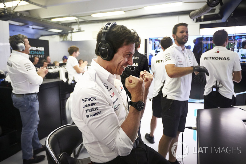 Toto Wolff nagyon boldog volt a Mercedes első sora miatt szombaotn