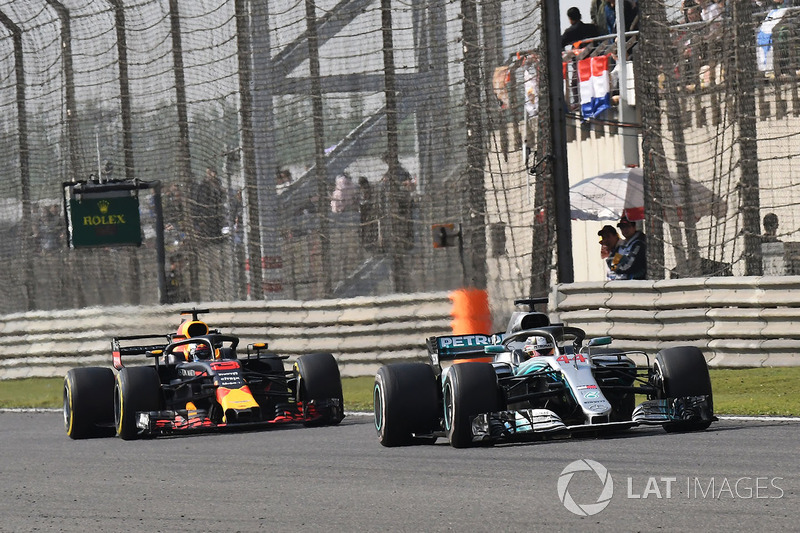 Льюіс Хемілтон, Mercedes-AMG F1 W09 EQ Power+, Даніель Ріккардо, Red Bull Racing RB14
