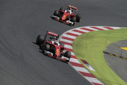 Sebastian Vettel, Ferrari SF16-H leads team mate Kimi Raikkonen, Ferrari SF16-H