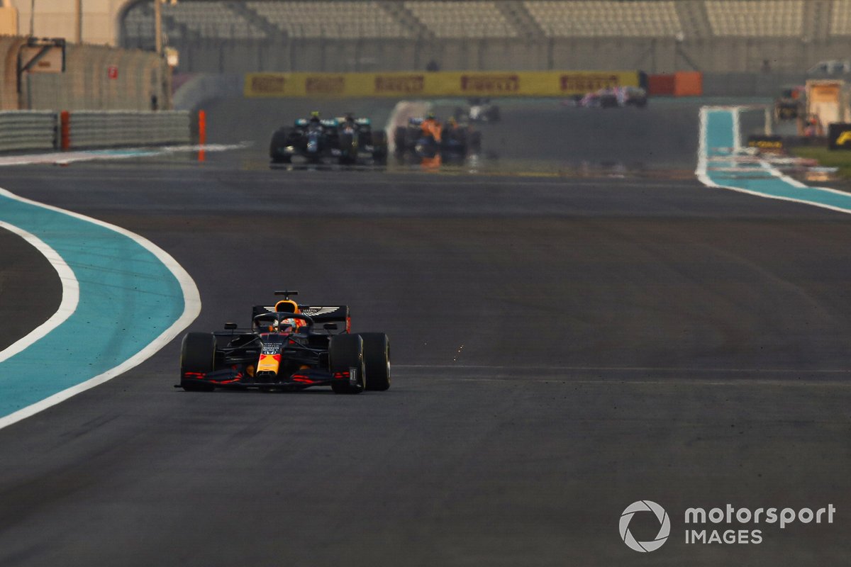 Max Verstappen, Red Bull Racing RB16, Valtteri Bottas, Mercedes F1 W11, and Lewis Hamilton, Mercedes F1 W11