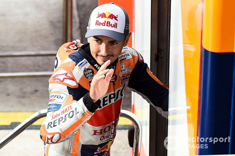 Juara dunia tiga kali MotoGP, Jorge Lorenzo, tahu sulitnya mengendarai motor RC213V setelah memperkuat Tim Repsol Honda pada 2019.