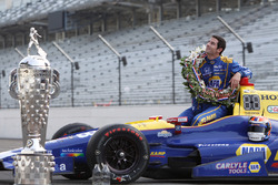 Race winner Alexander Rossi, Herta - Andretti Autosport Honda