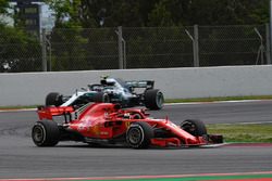 Себастьян Феттель, Ferrari SF71H, Валттері Боттас, Mercedes AMG F1 W09