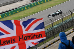 Lewis Hamilton, Mercedes-AMG F1 W09 EQ Power+