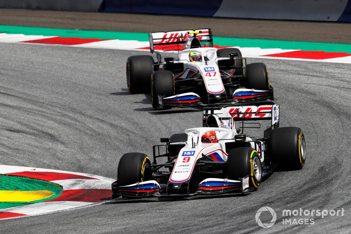 Никита Мазепин, Haas VF-21, Мик Шумахер, Haas VF-21