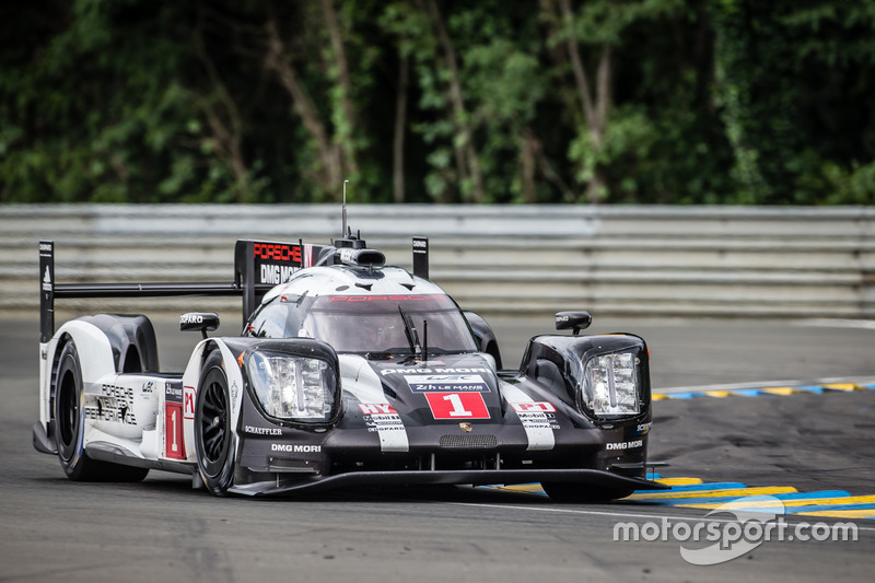 #1 Porsche Team Porsche 919 Hybrid: Timo Bernhard, Mark Webber, Brendon Hartley