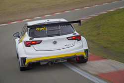 Opel Astra TCR