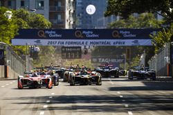 Felix Rosenqvist, Mahindra Racing, leads at the start of the race