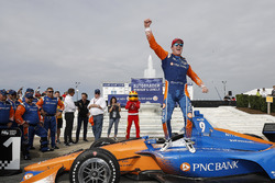 Ganador de carrera Scott Dixon, Chip Ganassi Racing Honda