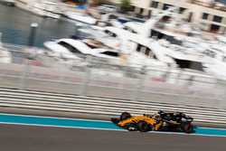 Carlos Sainz Jr., Renault Sport F1 Team RS17