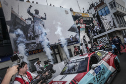 Il vincitore della gara Jean-Karl Vernay, Audi Sport Leopard Lukoil Team Audi RS 3 LMS
