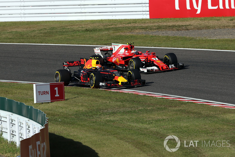 Max Verstappen, Red Bull Racing RB13 y Kimi Raikkonen, Ferrari SF70H