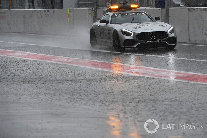 Safety car