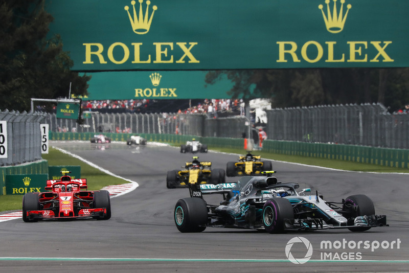 Валттері Боттас, Mercedes AMG F1 W09 EQ Power+, Кімі Райкконен, Ferrari SF71H
