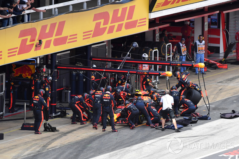 Макс Ферстаппен, Red Bull Racing RB14, піт-стоп