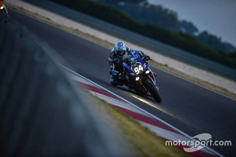 Platz 1: #94 – GMT94 Yamaha – David Checa, Niccolo Canepa, Mike di Meglio