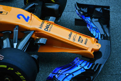 McLaren MCL33 nose and front wing detail