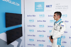Sébastien Buemi, Renault e.Dams, watches the screens during qualifying