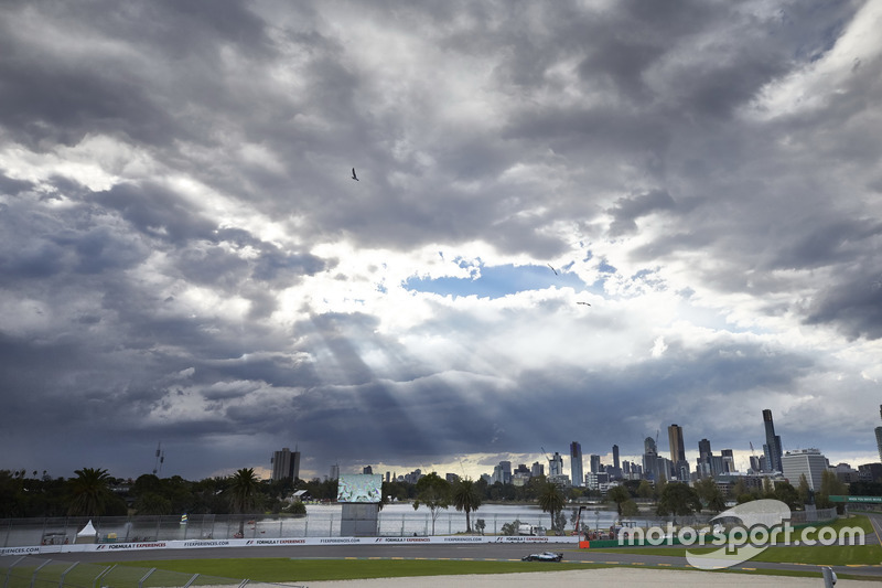 Льюіс Хемілтон, Mercedes AMG F1 W08
