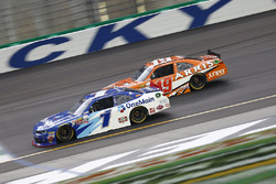 Elliott Sadler, JR Motorsports, Chevrolet; Daniel Suarez, Joe Gibbs Racing, Toyota