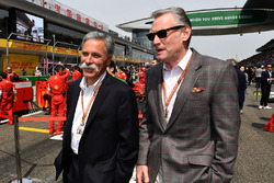 Chase Carey, CEO, Formula One ve Sean Bratches, Formula One Ticari Direktörü
