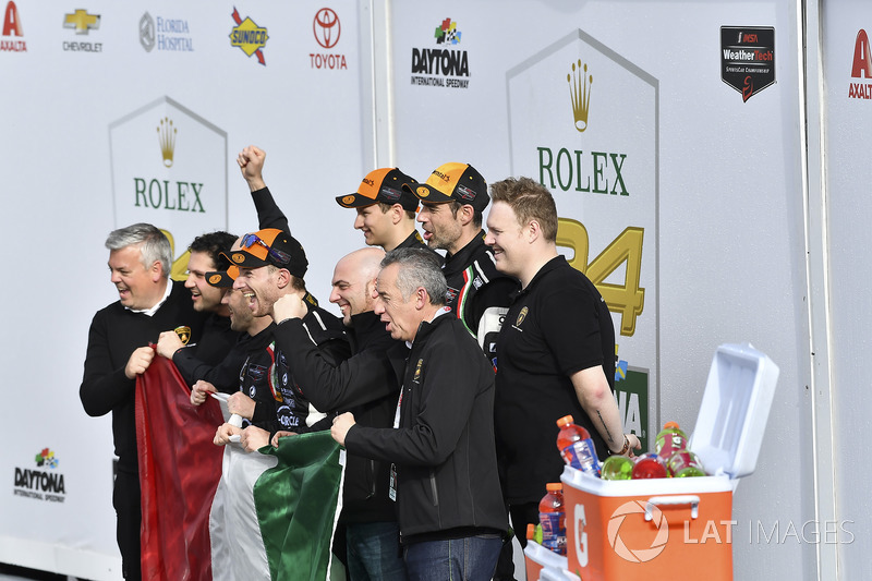 #11 GRT Grasser Racing Team Lamborghini Huracan GT3, GTD: Rolf Ineichen, Mirko Bortolotti, Franck Perera, Rik Breukers
