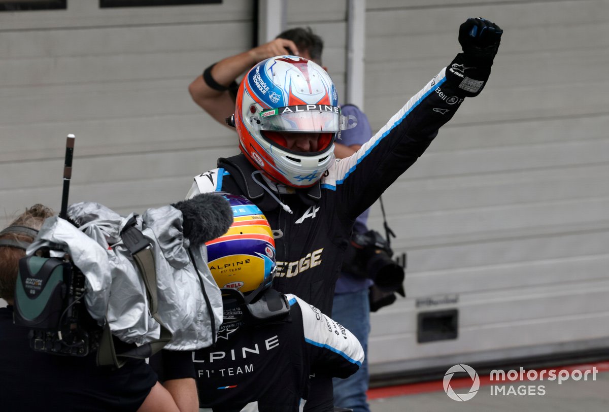 Fernando Alonso, Alpine F1, and Esteban Ocon, Alpine F1, 1st position, celebrate together