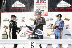 Podium: ganador, Will Power, Team Penske Chevrolet, segundo, Josef Newgarden, Team Penske Chevrolet,