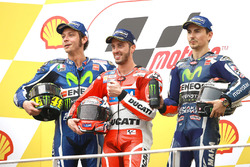 Podium: racewinnaar Andrea Dovizioso, Ducati Team, tweed plaats Valentino Rossi, Yamaha Factory Raci
