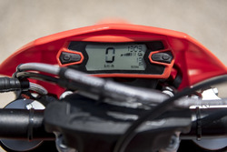 Gamma BETA Enduro RR 2017, test con Manuel Lucchese