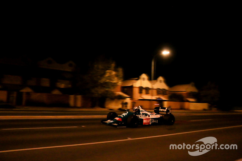 Un Benetton en las calles de Adelaide