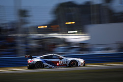 #25 BMW Team RLL BMW M8 GTE: Alexander Sims, Connor De Phillippi, Bill Auberlen, Philipp Eng