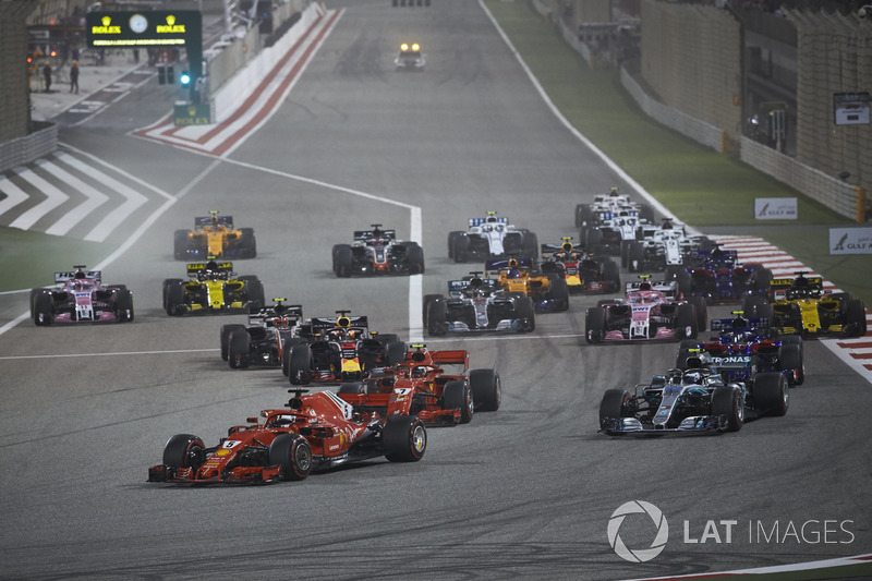 Start: Sebastian Vettel, Ferrari SF71H leads