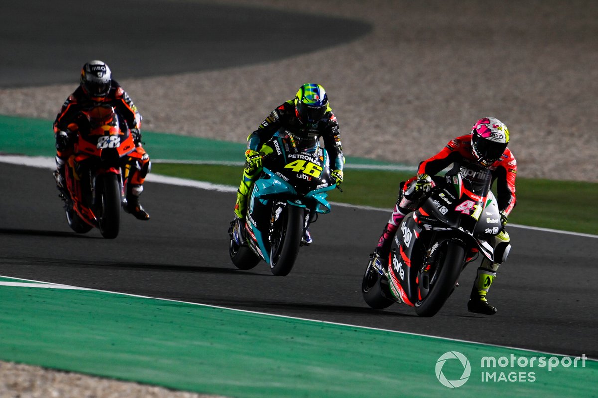 Aleix Espargaro, Aprilia Racing Team Gresini, Valentino Rossi, Petronas Yamaha SRT.