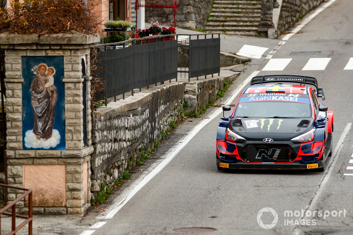 Oliver Solberg, Elliott Edmondson, Hyundai 2C Competition Hyundai i20 Coupe WRC