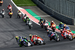 Valentino Rossi, Yamaha Factory Racing, Andrea Iannone, Ducati Team